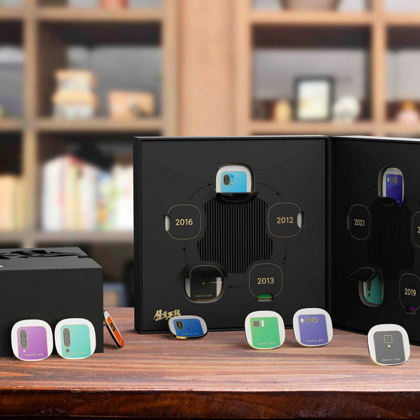 Xiaomi Mobile commemorative badge set 39909